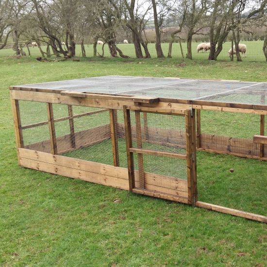 Freestanding Chicken Runs - Smiths Sectional Buildings