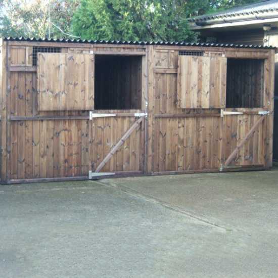 Double 8' x 8' Pony Stables (16' x 8')